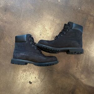 Women’s Classic Black Leather Timberland Boots